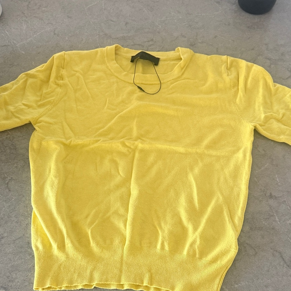 Zara women’s short sleeve Yellow Sweater